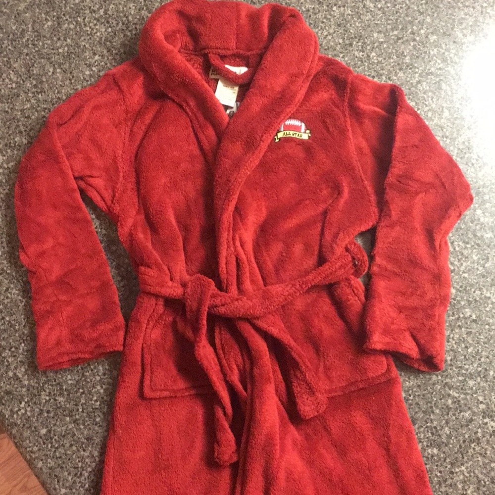 Super soft, like new boys bath robe!
